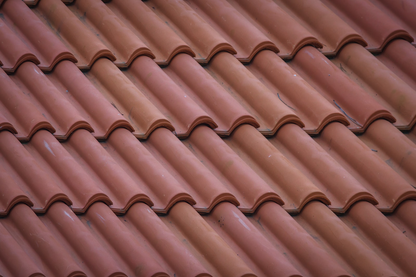Isolation de Toiture par l&rsquo;Intérieur en Polyuréthane : Avantages et Procédure